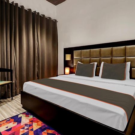 Hotel Collection O Mount N Woods Nainital Exterior foto