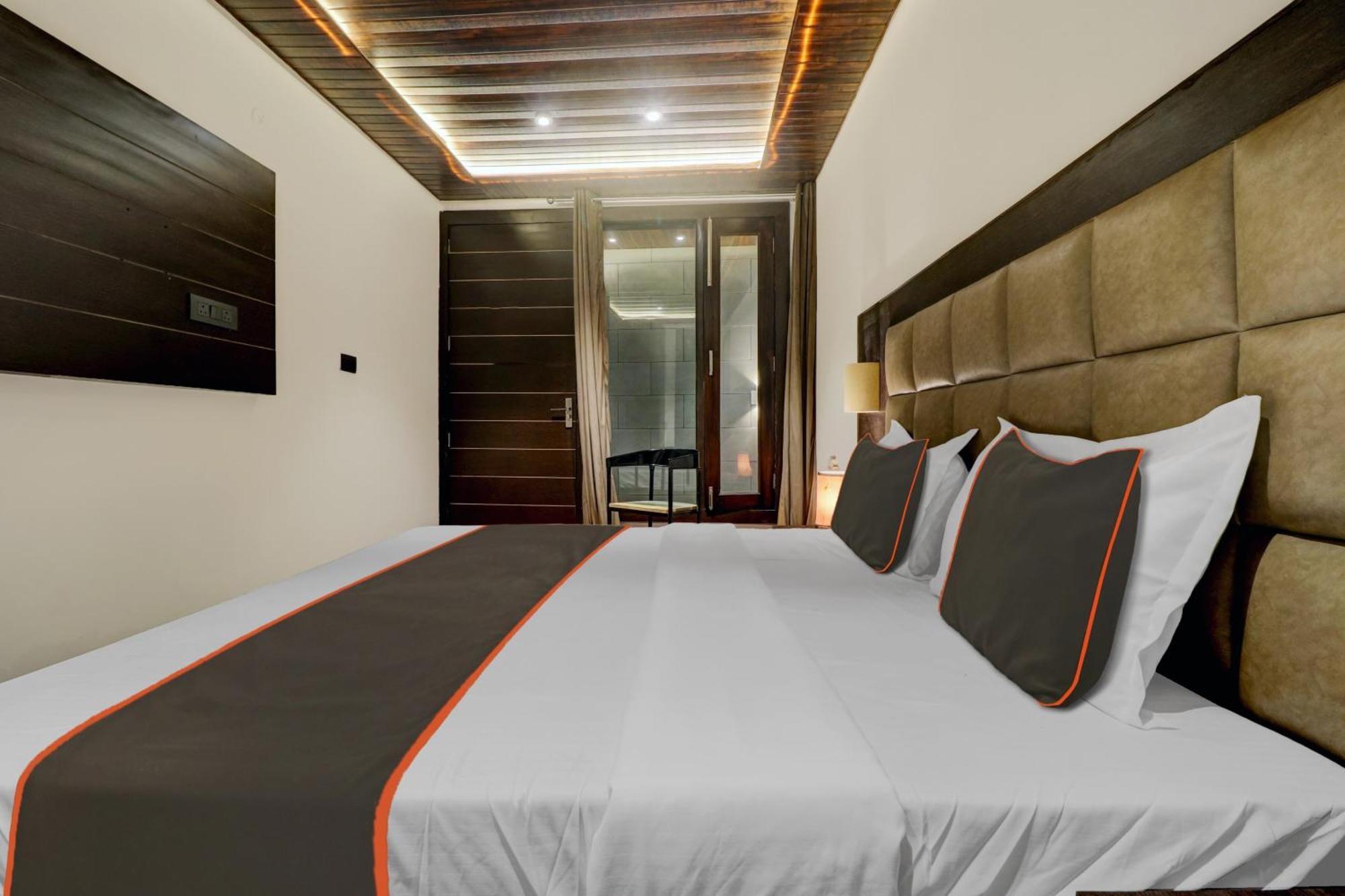 Hotel Collection O Mount N Woods Nainital Exterior foto